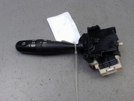 COMMANDE ECLAIRAGE SUZUKI SWIFT III 2005-2011